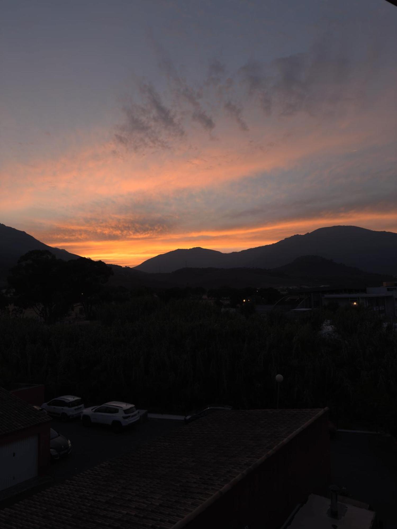 Appartement T2 - Vue Montagne Biguglia  Luaran gambar