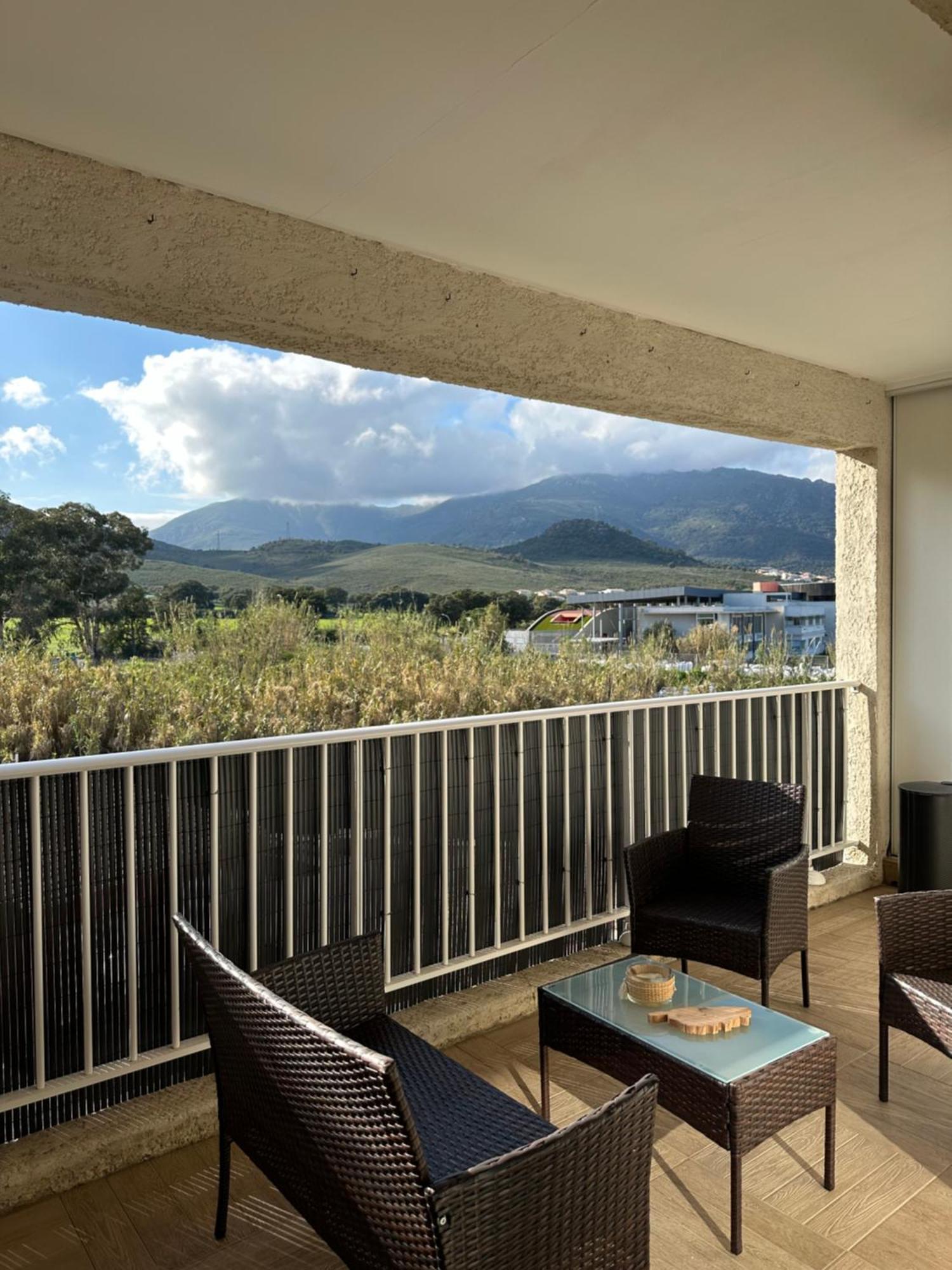 Appartement T2 - Vue Montagne Biguglia  Luaran gambar